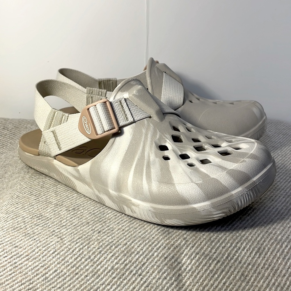 Chaco Chillos Clogs